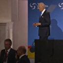 ABD Başkanı Joe Biden'ın kürsüdeki tuhaf halleri gündem oldu