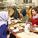 Yurtta kalan öğrenciye yemek ücretsiz