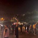 Derbi öncesi olay görüntüler: Satırla Vodafone Park'ın önüne gelip kavga çıkardılar