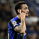 Inter'in yıldızı Hakan Çalhanoğlu'ndan Barcelona'ya klas gol