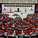 Dezenformasyonla mücadele yasalaştı: 40 maddelik düzenleme Meclis Genel Kurulu'nda kabul edildi