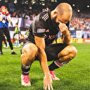 Higuain gözyaşlarıyla veda etti