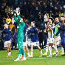 Fenerbahçe Altay Bayındır ve İsmail Yüksek ile masaya oturacak