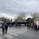 Kadıköy'de kontrolden çıkan metrobüs belediyenin duvarına çarptı