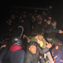 Ölüme terk edilen 34 kaçak göçmen kurtarıldı