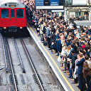 İngiltere'de ulaşım felç: 48 saatlik grev günlük hayatı vurdu