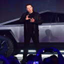 Elon Musk 3,58 milyar dolarlık Tesla hissesi sattı