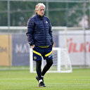 Fenerbahçe üçlü savunmayla daha fazla kaybediyor