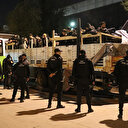 Tırın dorsesindeki plastik boruların arasına gizlenen 150 düzensiz göçmen yakalandı