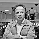 Akif’in küstürülmesi herkes için kayıptı: “Mehmed Akif” romanını yazan Ali Emre’yle kitabı konuştuk