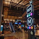 Paris'te tren istasyonunda bıçaklı saldırı: Çok sayıda yaralı var