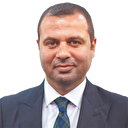 كواليس الاستقالة التي أثارت تساؤلات: "ماذا ما يحدث في الشرق الأوسط؟"
