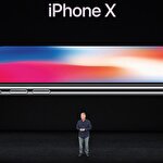 iPhone X'u ısırdı, suratında patladı!