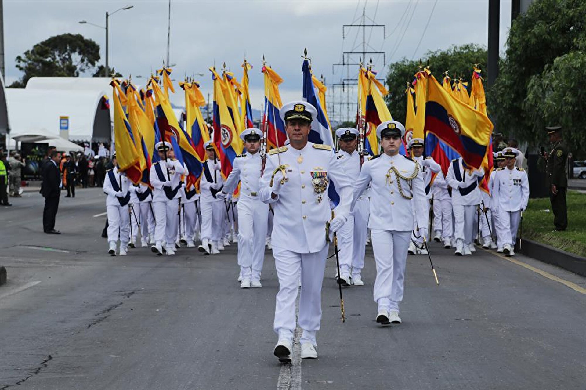 Colombia celebrates its 208th independence anniversary with a military