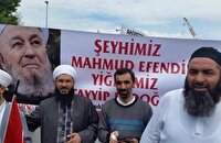 "Şeyhimiz Mahmut Efendi, Yiğidimiz Erdoğan"