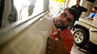 Gözlerini kaybeden Gazzeli mesleğini bırakmadı