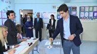 Başbakan Davutoğlu'nun oğlu ilk oyunu kullandı
