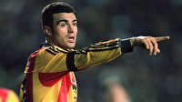 Efsane futbolcu projelerini anlatacak