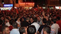 7 ilde HDP binasına Türk bayrakları asıldı