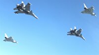 Rusya'nın Suriye'ye ilk kez savaş uçağı gönderdi