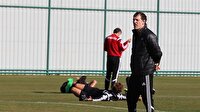 Eski futbolcusuna 'yılan' dedi