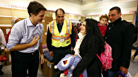 Kanada Başbakanı mültecileri karşıladı