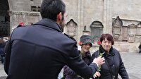 Viyana'da ayet yazılı güller dağıtıldı