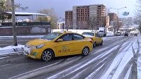 Araçlar buz pistine dönen yollarda böyle kaydı