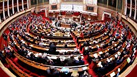 Fransa meclis'inde Sultanahmet kurbanları için saygı duruşu