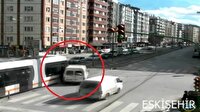 Eskişehir'de birbirinden ilginç kazalar kamerada