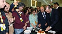 Gazetecilerden Erdoğan’a doğum günü sürprizi