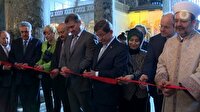 Davutoğlu Ayasofya'da açılışını yaptığı sergiyi gezdi