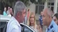 CHP'li vekil rezervasyonsuz feribota binmek isteyince polislerle tartıştı