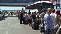 Taksiciler havalimanında yolcuları mağdur etti