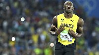 Usain Bolt 200 metrede de 'altın'ı kaptı