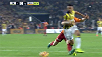 Penaltı pozisyonunda Fenerbahçelileri isyan ettiren karar