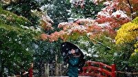 Tokyo'da 54 yıl sonra Kasım'da kar yağdı