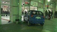 Kızı hastalanan anne otomobiliyle acil servise girdi