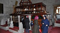 Harakani Türbesi ziyaretçi akınına uğruyor