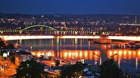 Ücretsiz turist gezdirip geçimini bahşişle sağlıyor