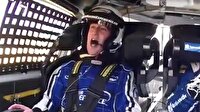 Facebook'un kurucusu Nascar otomobilinin direksiyonuna geçti