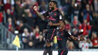 Lacazette Arsenal formasıyla ilk golünü attı