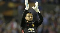 Sergio Romero sözleşmesini uzattı