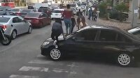 Kurallara uymayan sürücüye yayalar böyle ders verdi!