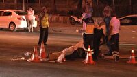 Otomobil kağıt toplayıcısına çarptı: 1 ölü, 4 yaralı