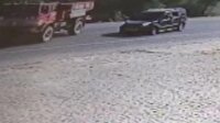 İzmir'de feci kaza kamerada