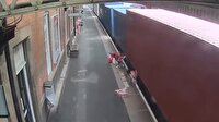 Hızla gelen tren bebek arabasına böyle çarptı