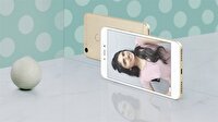 3 dakikada 150 bin telefon sattı