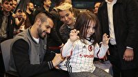 Negredo taraftarlarla buluştu