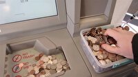 Bir kap dolusu bozuk parayı ATM'den böyle yatırdı!